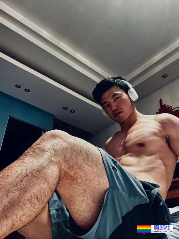 北京体育大学毕业的肌肉男，可以又多Man？ - 51虹马