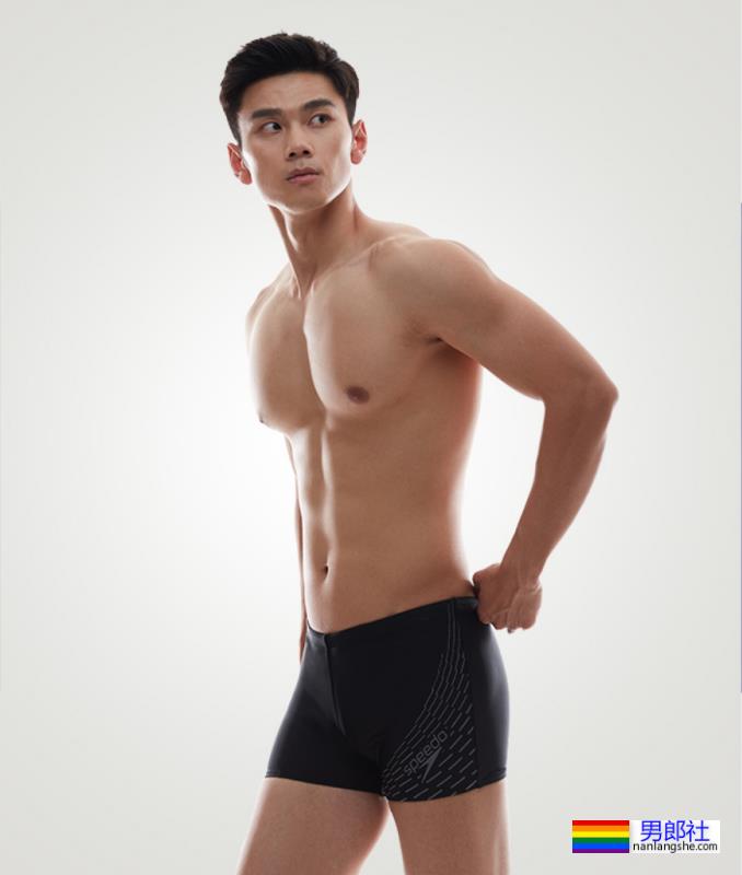 188cm泳裤男模火了，山东帅哥果然实力不凡！ - 51虹马