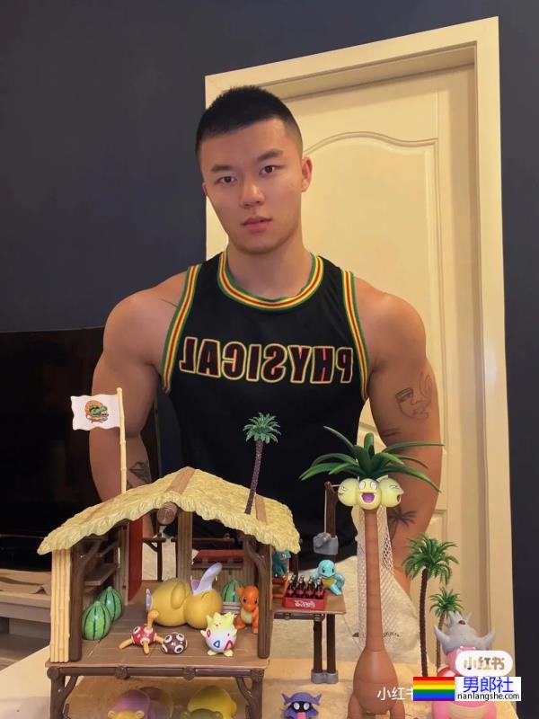 肌肉帅哥 - 51虹马