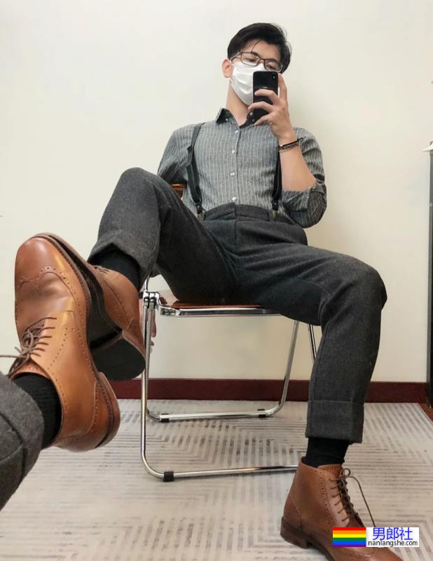 网红帅哥体育生肌肉男摄影师挑战一张封神！这该死的胜负欲！ - 51虹马