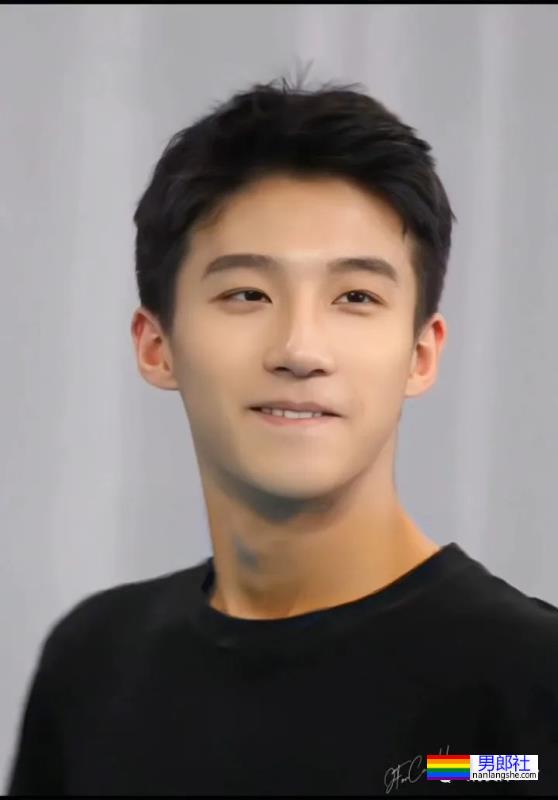 成都小帅哥夺上戏艺考状元火了，这颜值怎么样？ - 51虹马