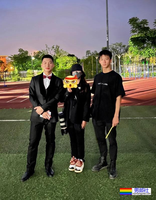 成都小帅哥夺上戏艺考状元火了，这颜值怎么样？ - 51虹马