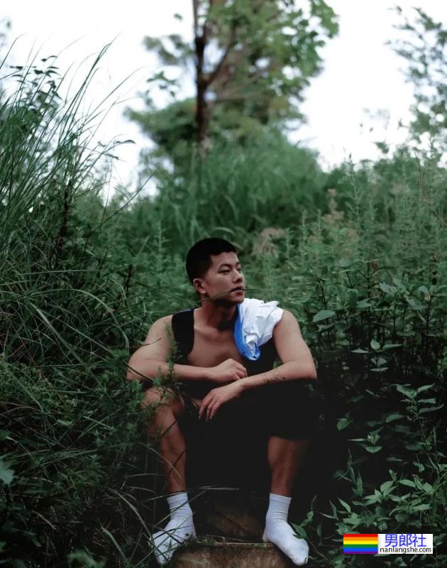 193寸头体育生，颜值与实力并存 - 51虹马