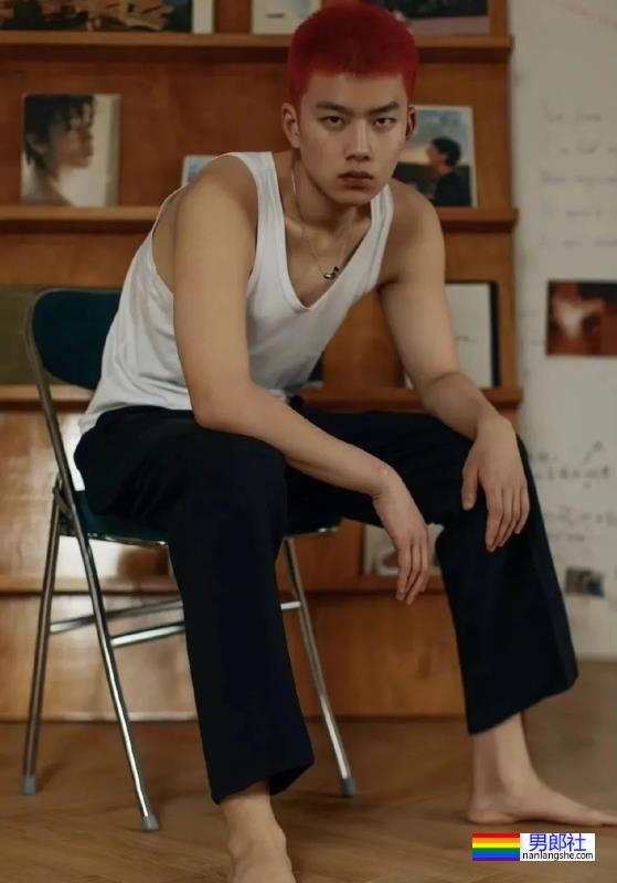 193寸头体育生，颜值与实力并存 - 51虹马