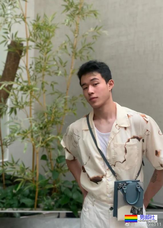 很纯很欲的帅哥-51虹马