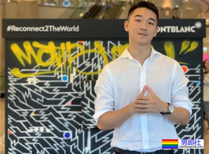 扒到了帅哥家教的自拍,这是不给钱我就能看的吗? - 51虹马 扒到了帅哥家教的自拍,这是不给钱我就能看的吗? - 51虹马