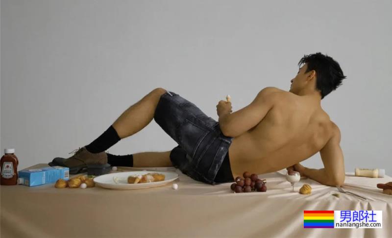 于正捧的新疆小哥,登《风度》拍男色写真,真实力 - 51虹马 于正捧的新疆小哥,登《风度》拍男色写真,真实力 - 51虹马