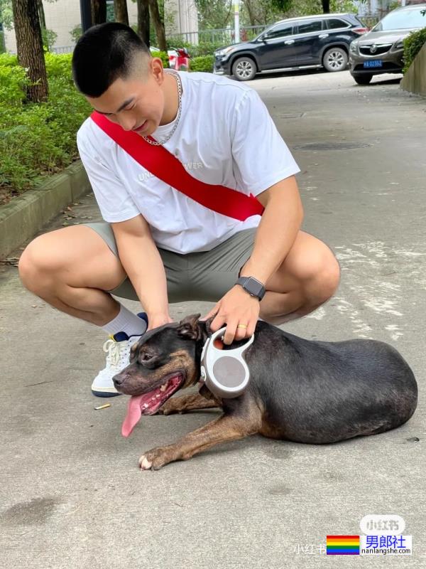 很有性张力的肌肉男孩两位 - 51虹马