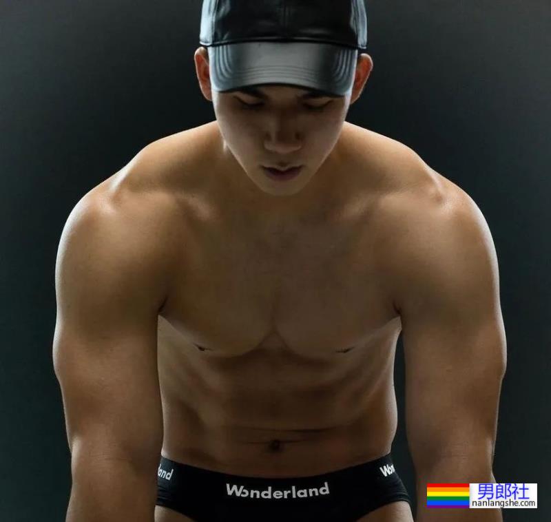 Jerry教练的最新硬照写真。 - 51虹马