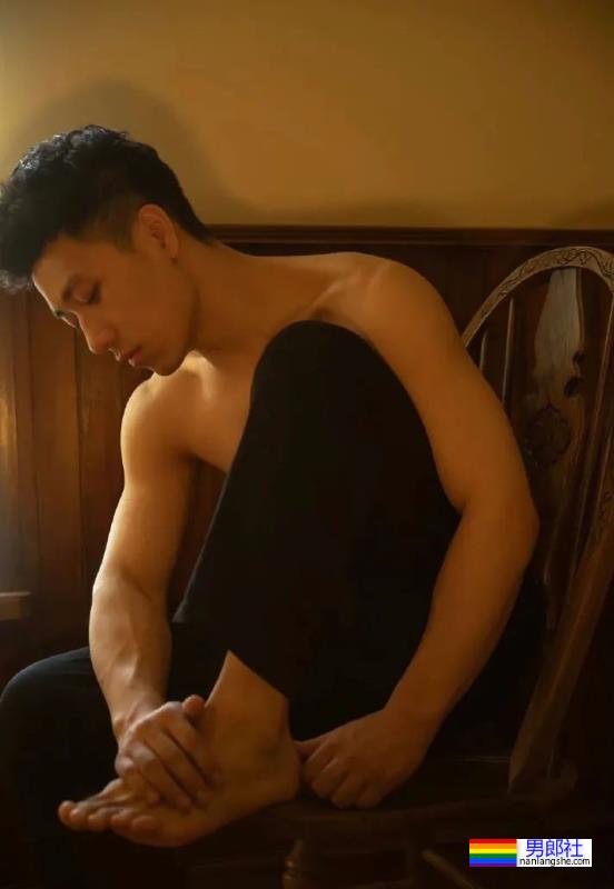 身材好长的又好看的小哥哥 - 51虹马