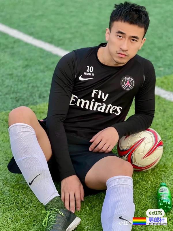 肌肉小哥哥 - 51虹马