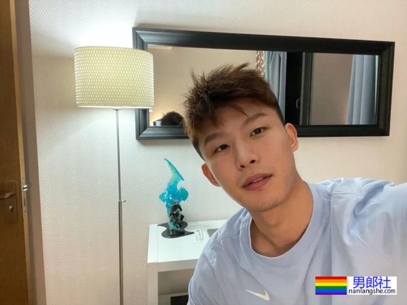 肌肉小哥哥 - 51虹马