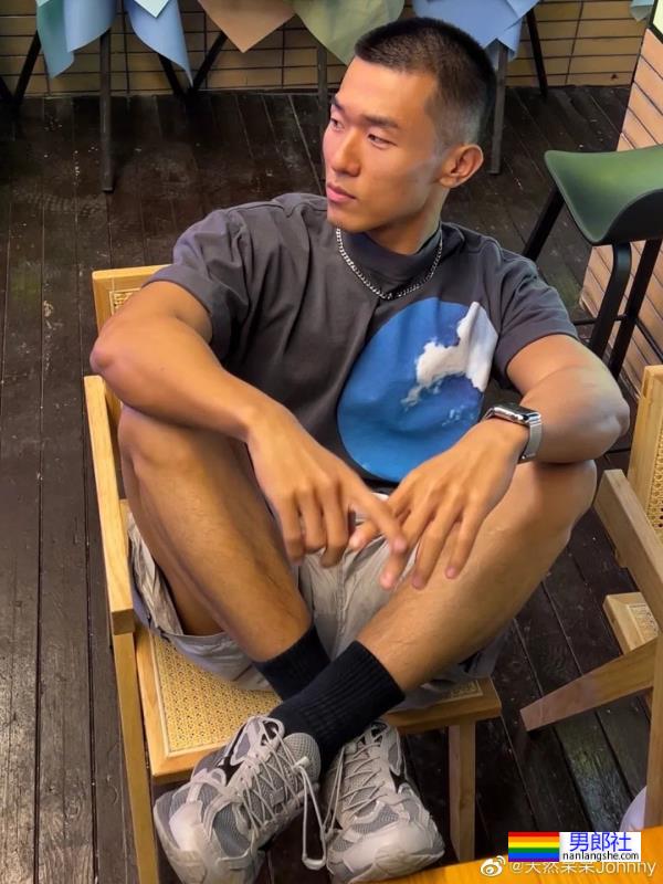 Daily Boy - 51虹马