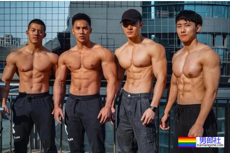 胸肌超大的“货车司机”,想坐在副驾躺他怀里哭 - 51虹马 胸肌超大的“货车司机”,想坐在副驾躺他怀里哭 - 51虹马