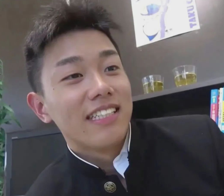 不赚钱,宏翔关闭推特账号,或开Onlyfans账号 - 51虹马 不赚钱,宏翔关闭推特账号,或开Onlyfans账号 - 51虹马