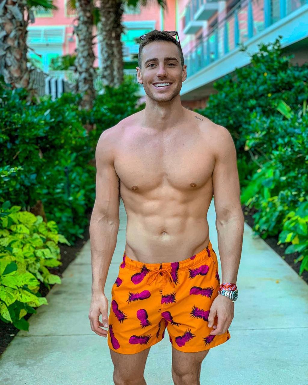 想不想搭我的飞肌？ 型男机长的工作实录：Garrett - 51虹马