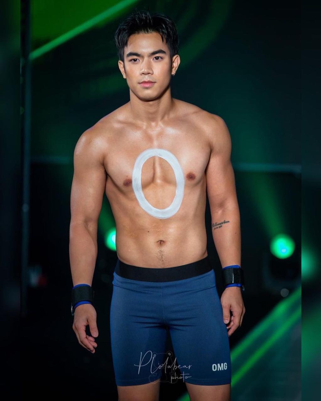 浓颜系男孩! 有面包魂的独立歌手:Mos - 51虹马 浓颜系男孩! 有面包魂的独立歌手:Mos - 51虹马