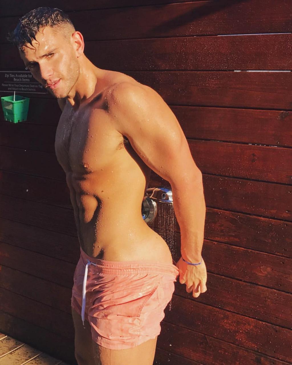 理工科辣肌! 史上最帅同志工程师:Keegan Whicker - 51虹马 理工科辣肌! 史上最帅同志工程师:Keegan Whicker - 51虹马