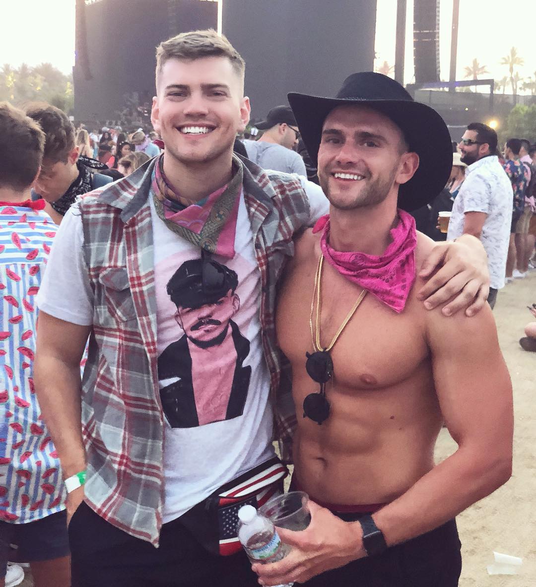 理工科辣肌! 史上最帅同志工程师:Keegan Whicker - 51虹马 理工科辣肌! 史上最帅同志工程师:Keegan Whicker - 51虹马