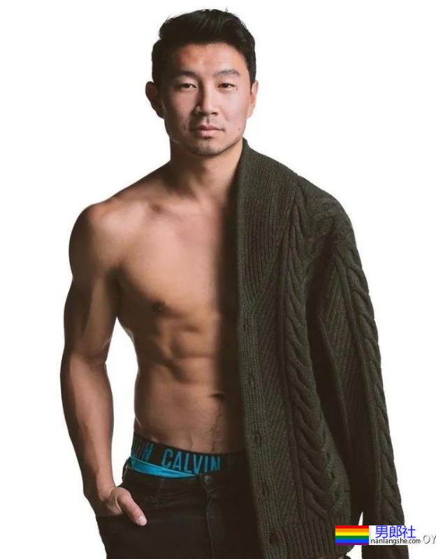 CK找了个东北中年大叔当男模，新拍的内裤写真引热议 - 51虹马