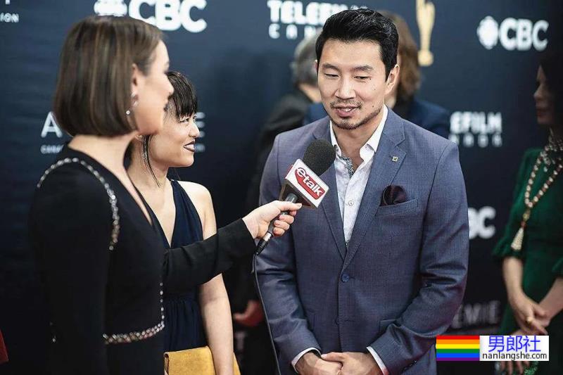 CK找了个东北中年大叔当男模，新拍的内裤写真引热议 - 51虹马