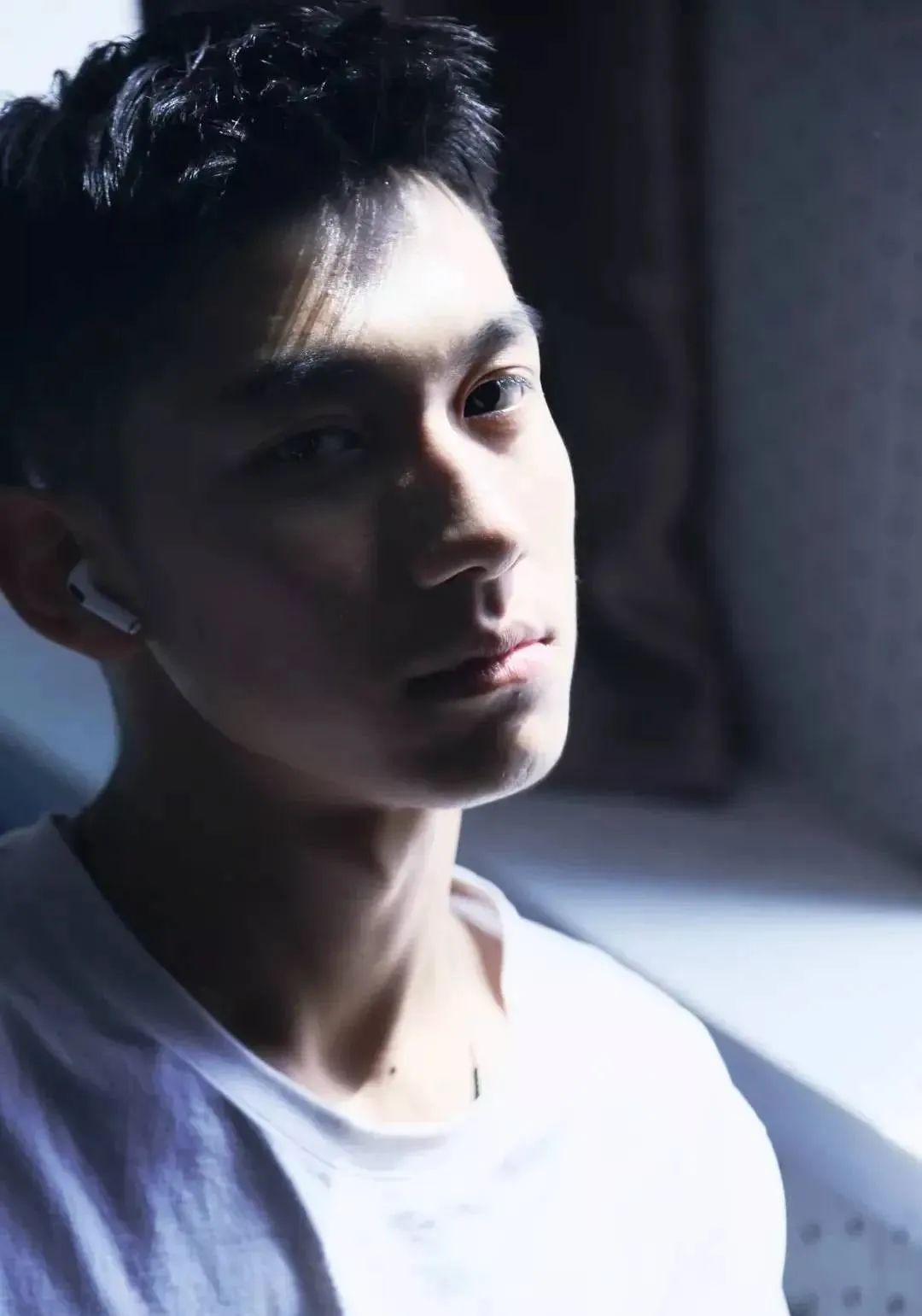 新疆师范大学02年的校草级帅哥！ - 51虹马