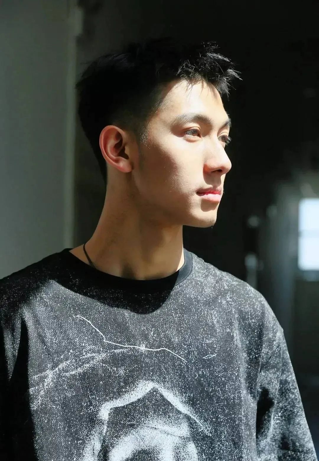 新疆师范大学02年的校草级帅哥！ - 51虹马