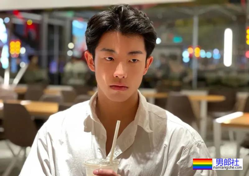 这个野生小哥哥火了！ - 51虹马