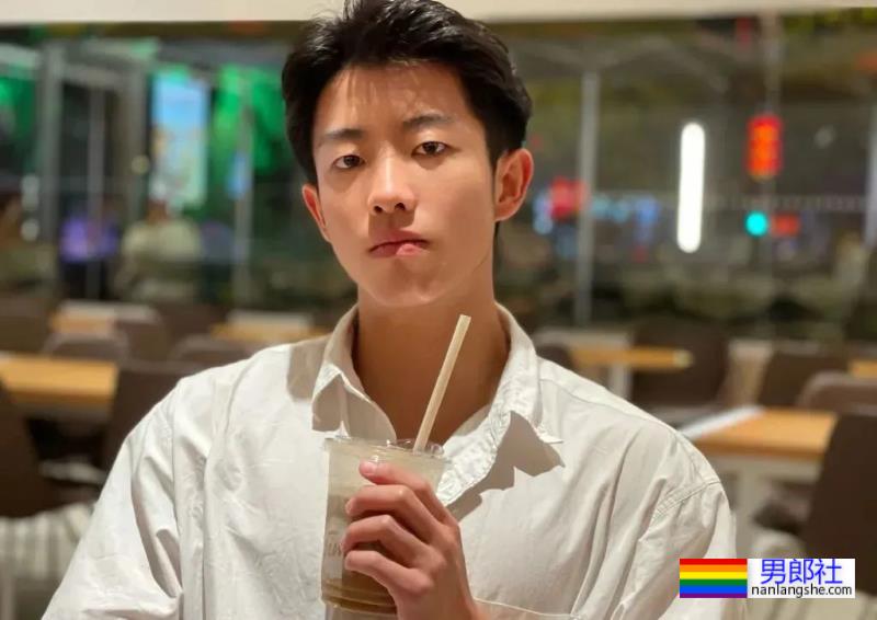 这个野生小哥哥火了！ - 51虹马