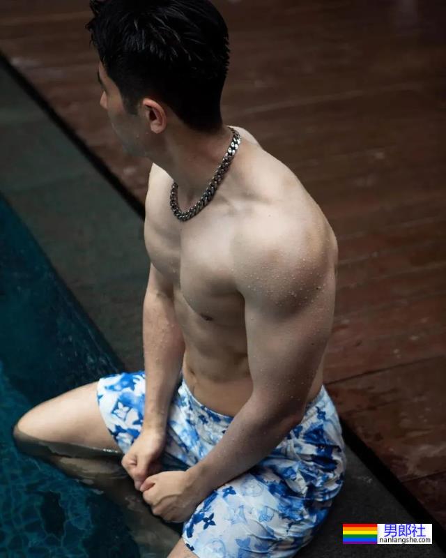 薄肌小哥哥，帅的惹人嫉妒-51虹马