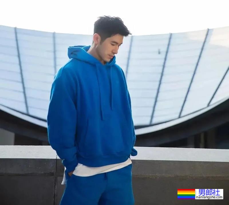 薄肌小哥哥，帅的惹人嫉妒 - 51虹马