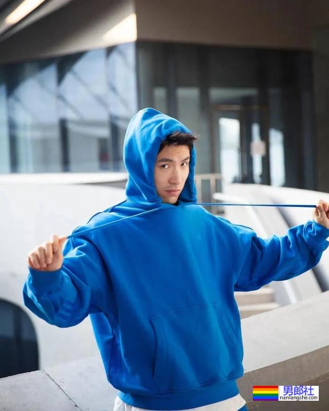 薄肌小哥哥，帅的惹人嫉妒 - 51虹马