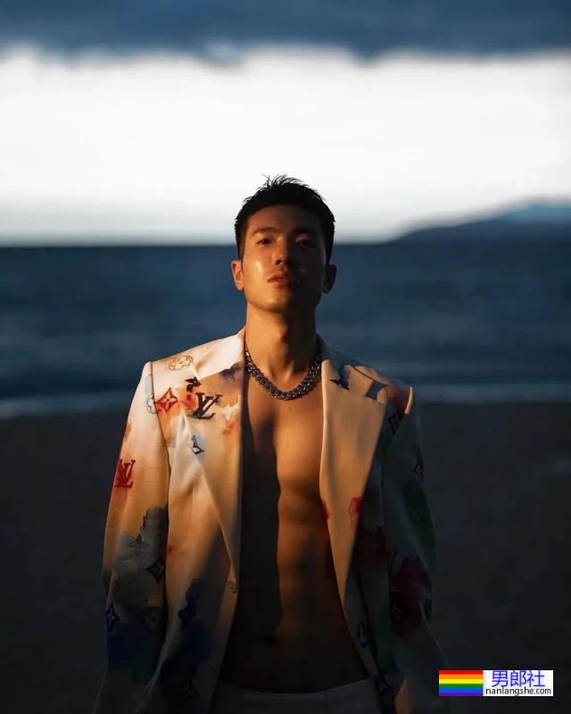 薄肌小哥哥，帅的惹人嫉妒 - 51虹马