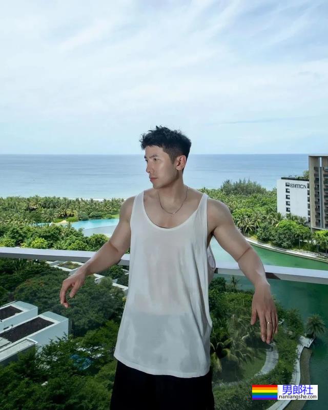 薄肌小哥哥，帅的惹人嫉妒 - 51虹马