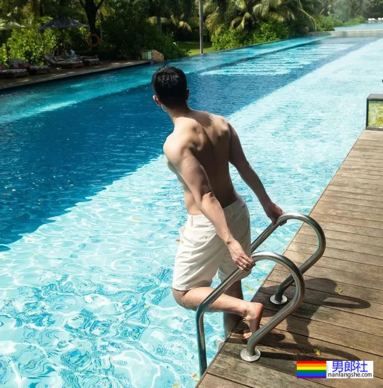 薄肌小哥哥，帅的惹人嫉妒 - 51虹马