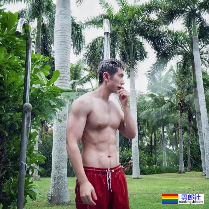 薄肌小哥哥，帅的惹人嫉妒 - 51虹马