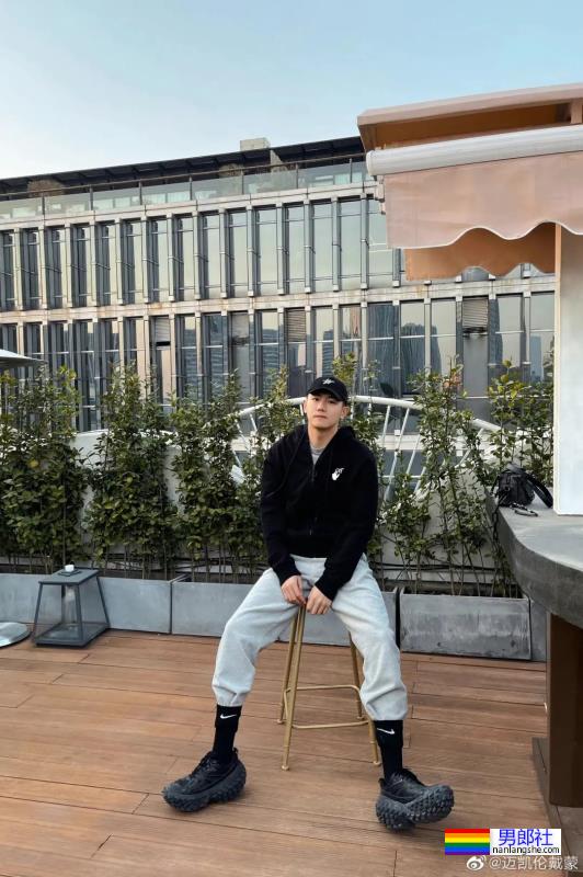 野生帅哥-51虹马