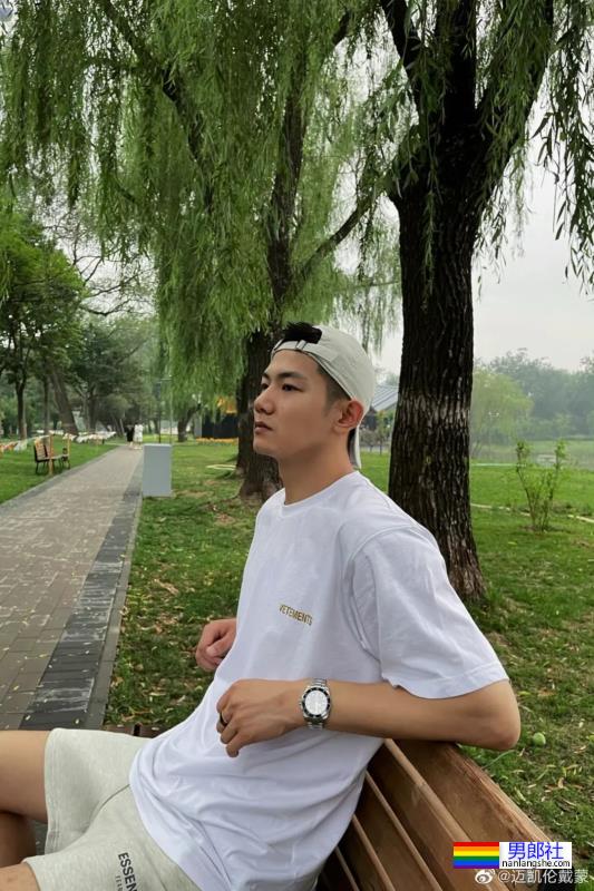 野生帅哥 - 51虹马