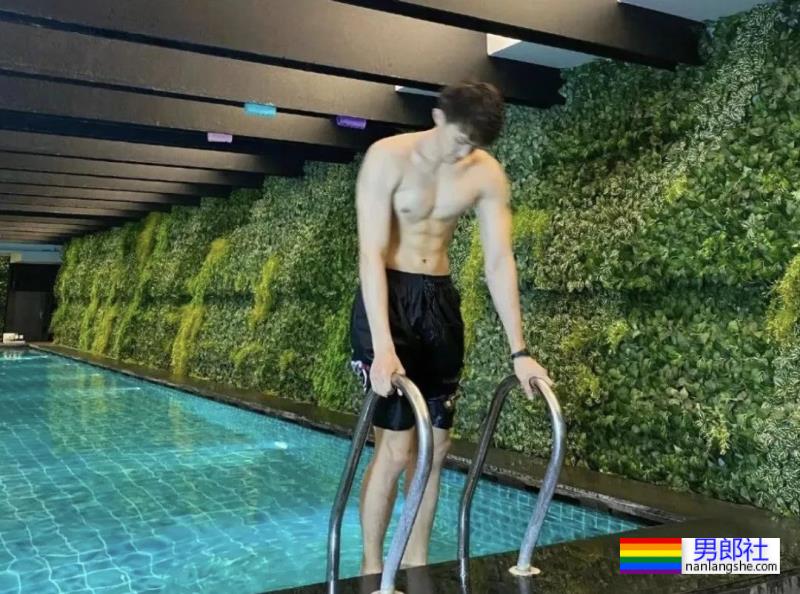 195CM沈阳小哥，身材太棒了 - 51虹马