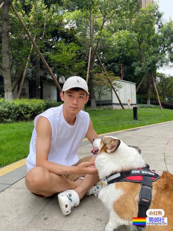 清新瑜伽男孩小哥哥 - 51虹马