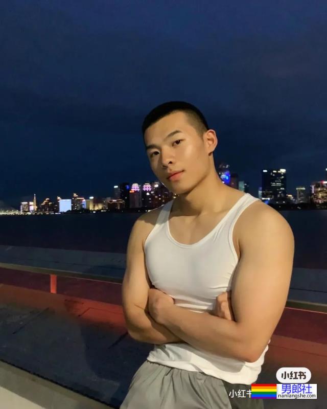 爷们健身男 - 51虹马