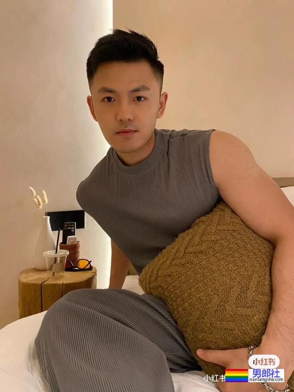 爷们健身男 - 51虹马