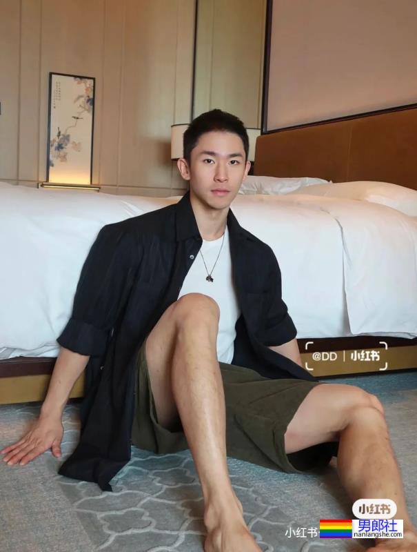 肌肉鲜肉 - 51虹马