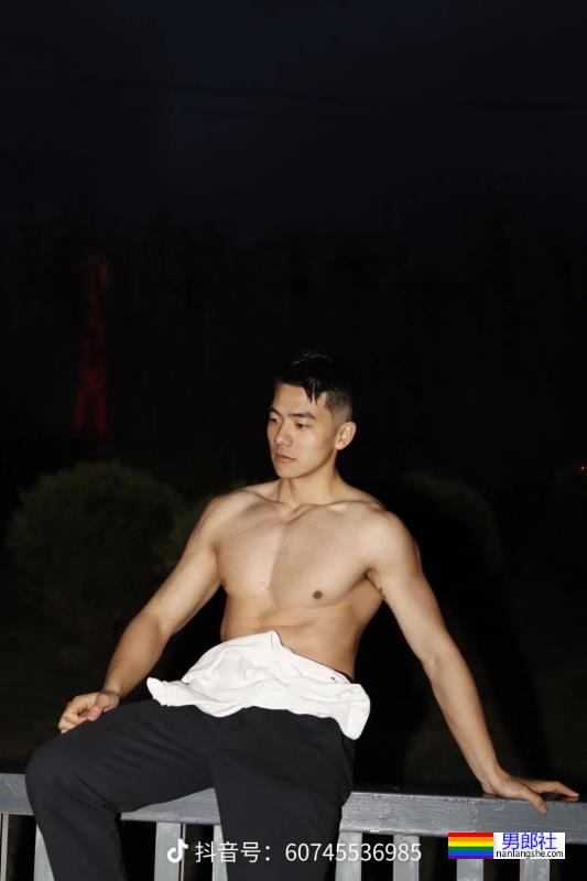 阳光鲜肉 - 51虹马