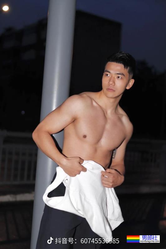 阳光鲜肉 - 51虹马