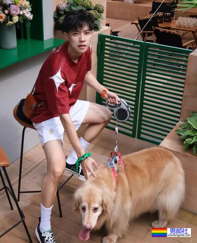 鲜肉弟弟，很清凉 - 51虹马