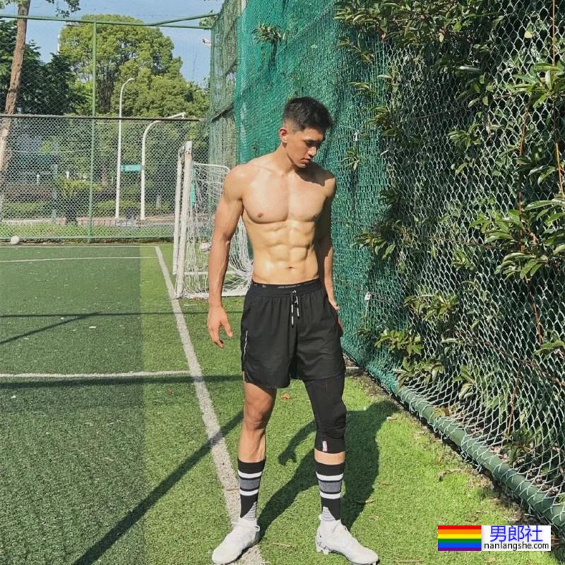 曾经星健身的“头牌”网红健身教练朱宦霖,如今变怎样了? - 51虹马 曾经星健身的“头牌”网红健身教练朱宦霖,如今变怎样了? - 51虹马