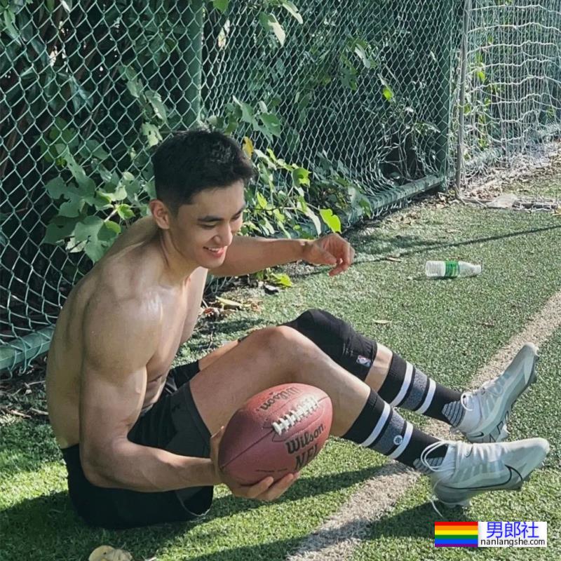 曾经星健身的“头牌”网红健身教练朱宦霖,如今变怎样了? - 51虹马 曾经星健身的“头牌”网红健身教练朱宦霖,如今变怎样了? - 51虹马