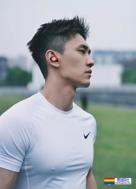 曾经星健身的“头牌”网红健身教练朱宦霖,如今变怎样了? - 51虹马 曾经星健身的“头牌”网红健身教练朱宦霖,如今变怎样了? - 51虹马