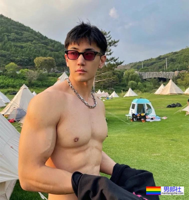 曾经星健身的“头牌”网红健身教练朱宦霖,如今变怎样了? - 51虹马 曾经星健身的“头牌”网红健身教练朱宦霖,如今变怎样了? - 51虹马